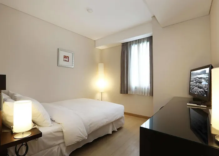 Doulos Jongno 3* Сеул