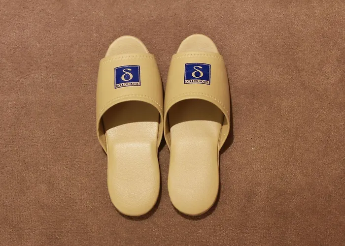 Doulos Jongno 3*